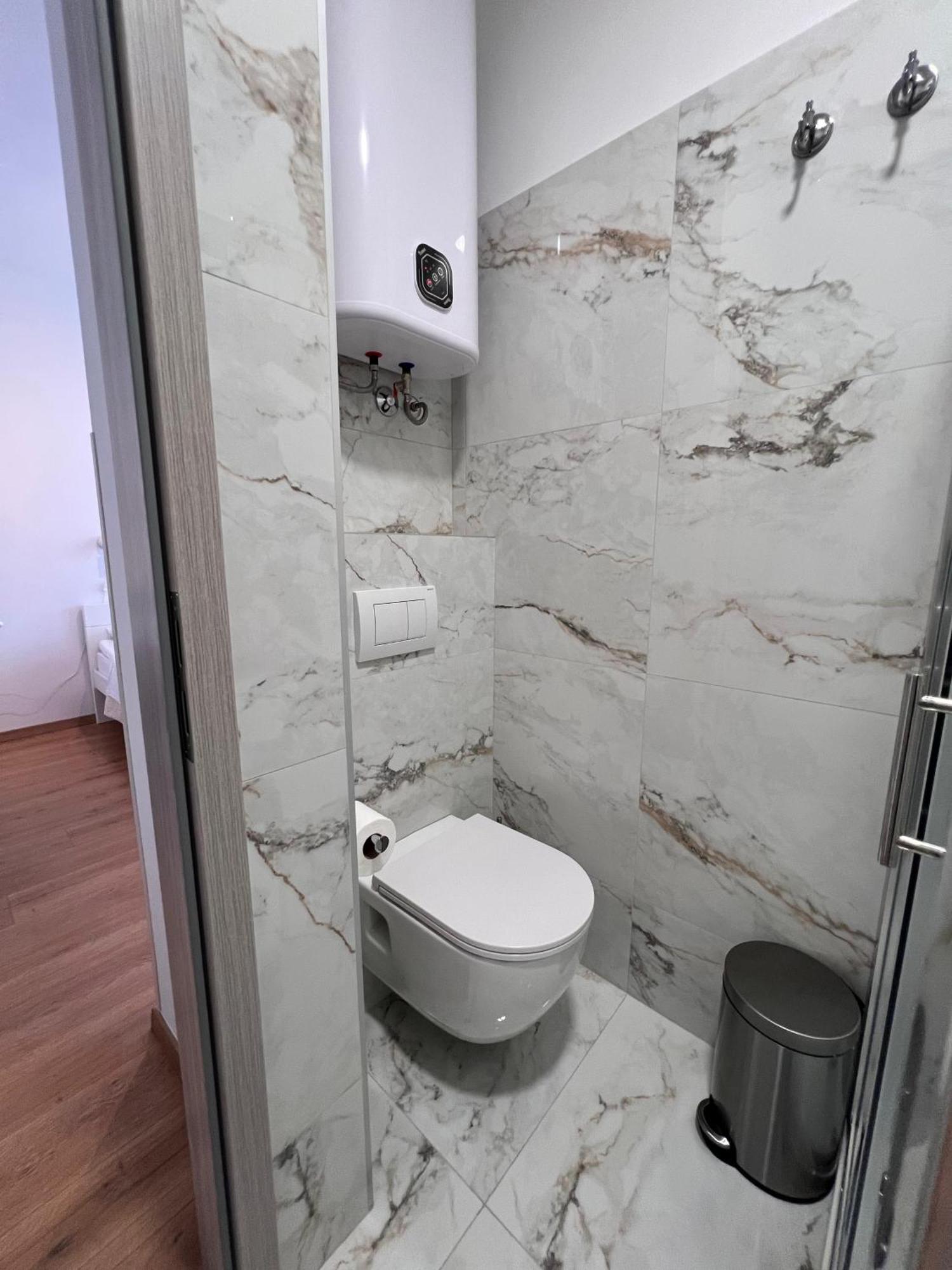 Apartments Iskra Rovinj Bagian luar foto