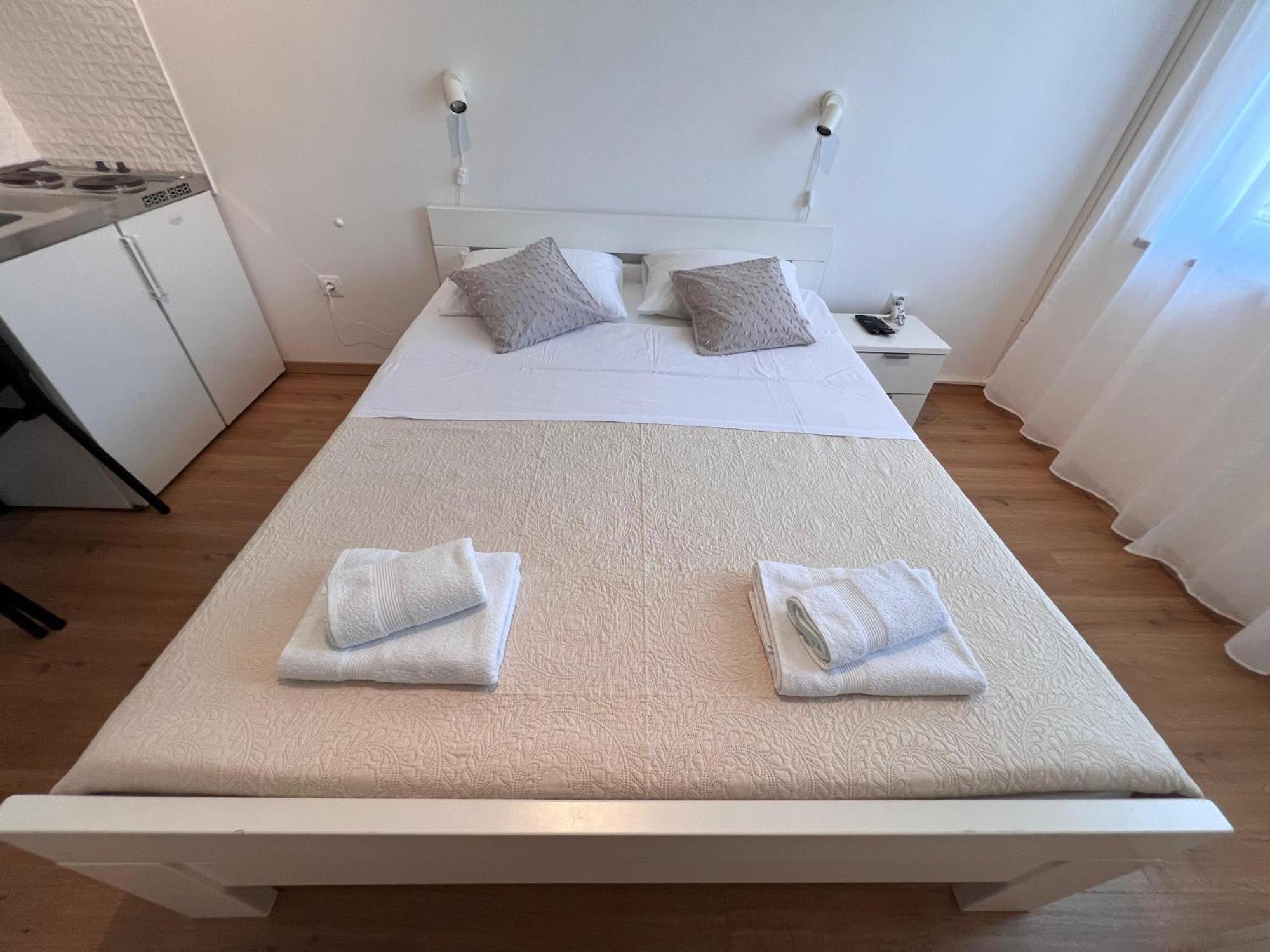Apartments Iskra Rovinj Bagian luar foto